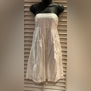 White strapless cotton sundress. NWT. SZ. 7